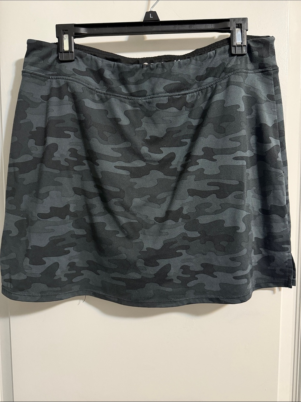 Soybu Black & Gray Camo Active Skort
